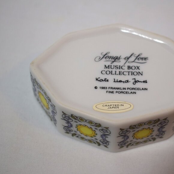 Vintage 1983 Franklin Porcelain Kate Lloyd Jones Night And Day Music Box - Picture 5 of 6